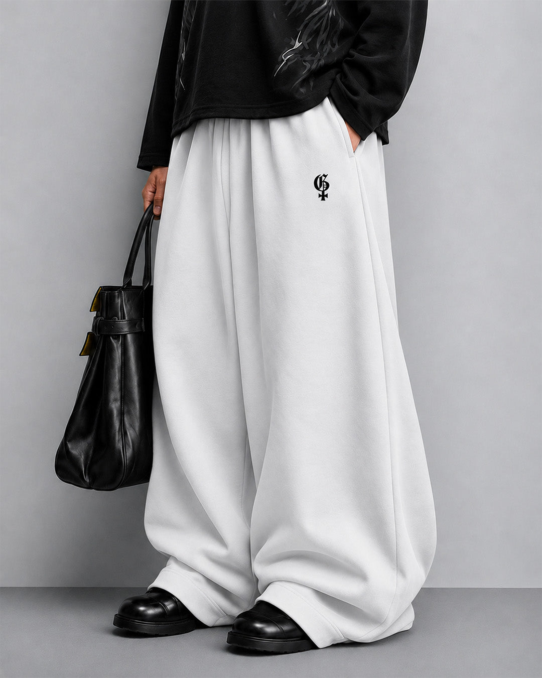 Genrage White Balloon Pants