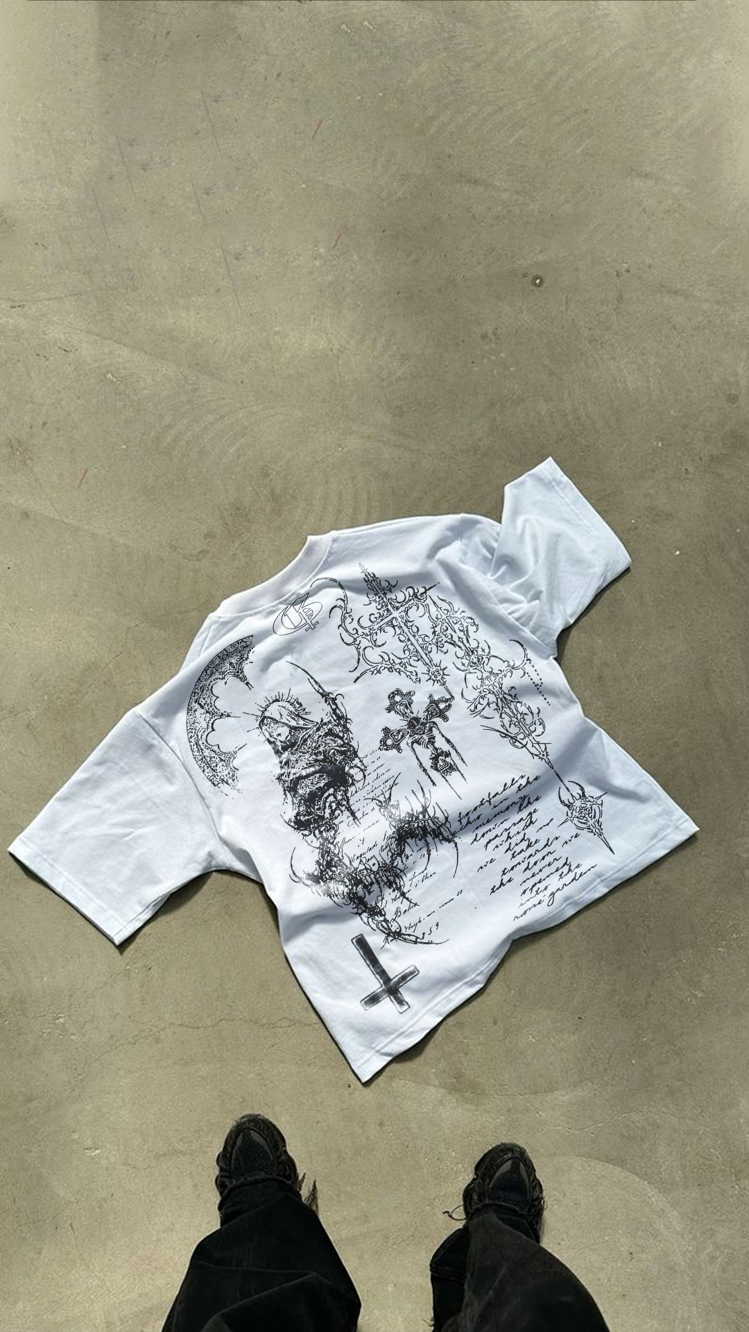 Ghost Boxy Oversized Tshirt