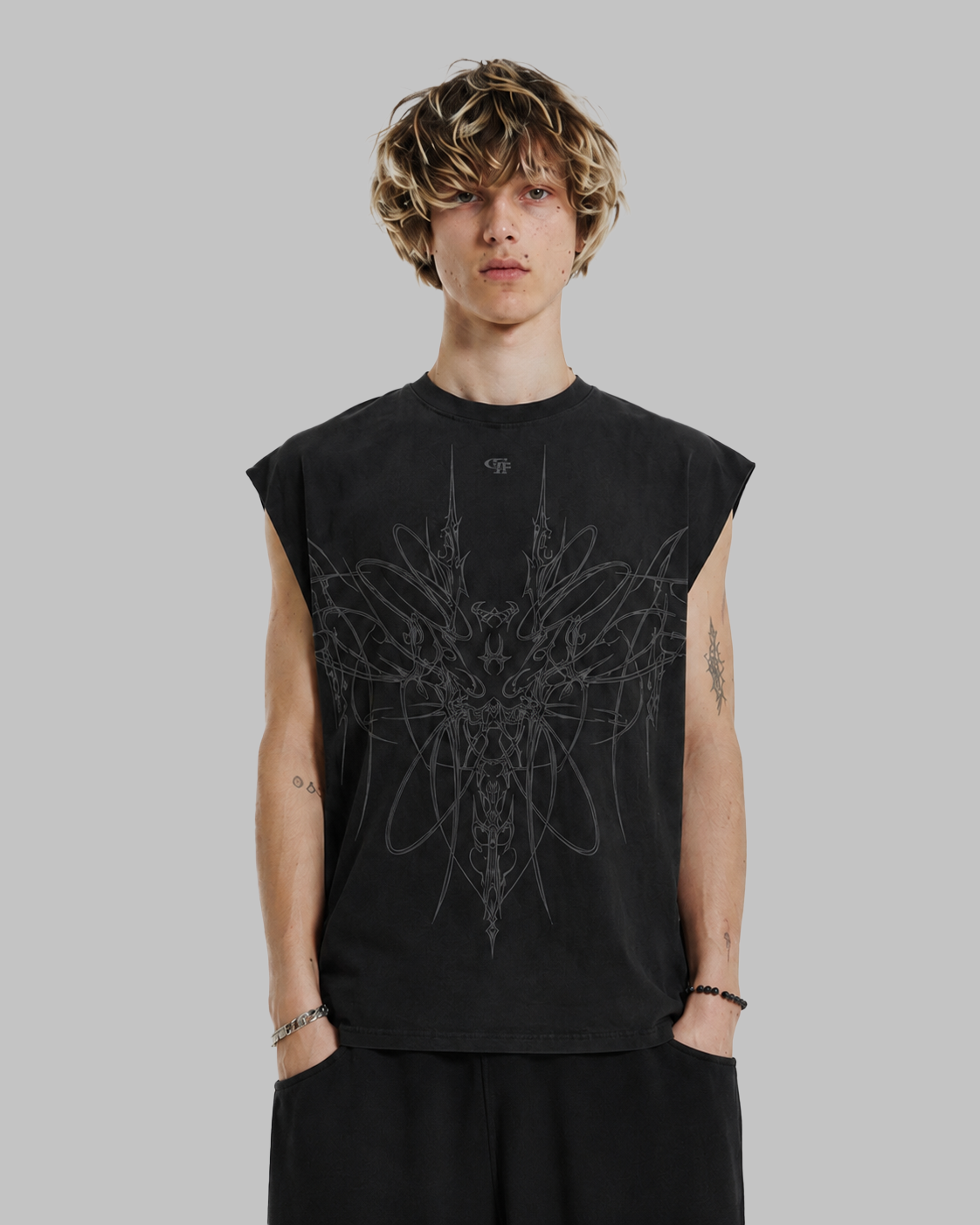 rogue-black-vest-genrage-1