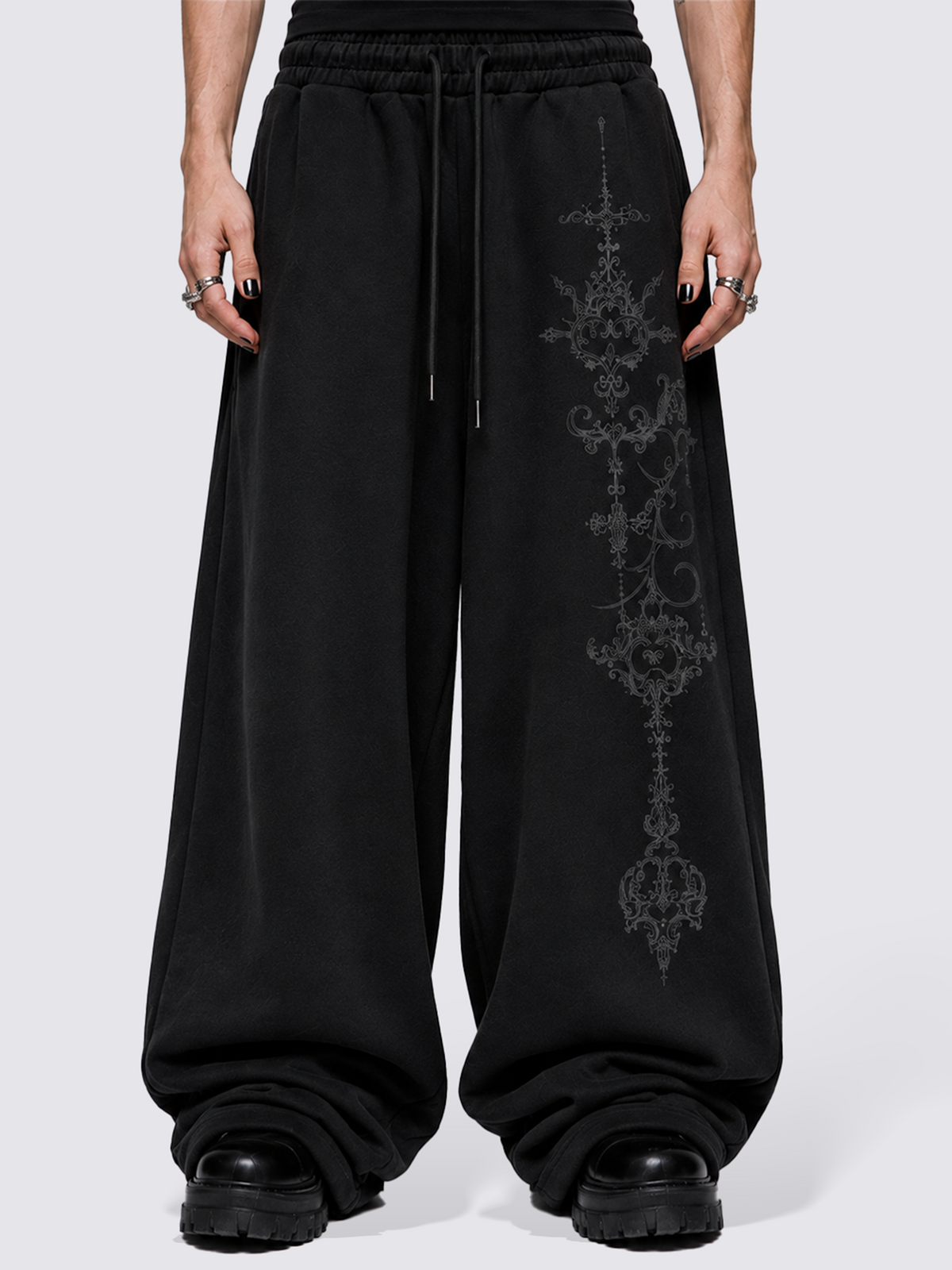 vigil-black-baggy-pants-genrage-2