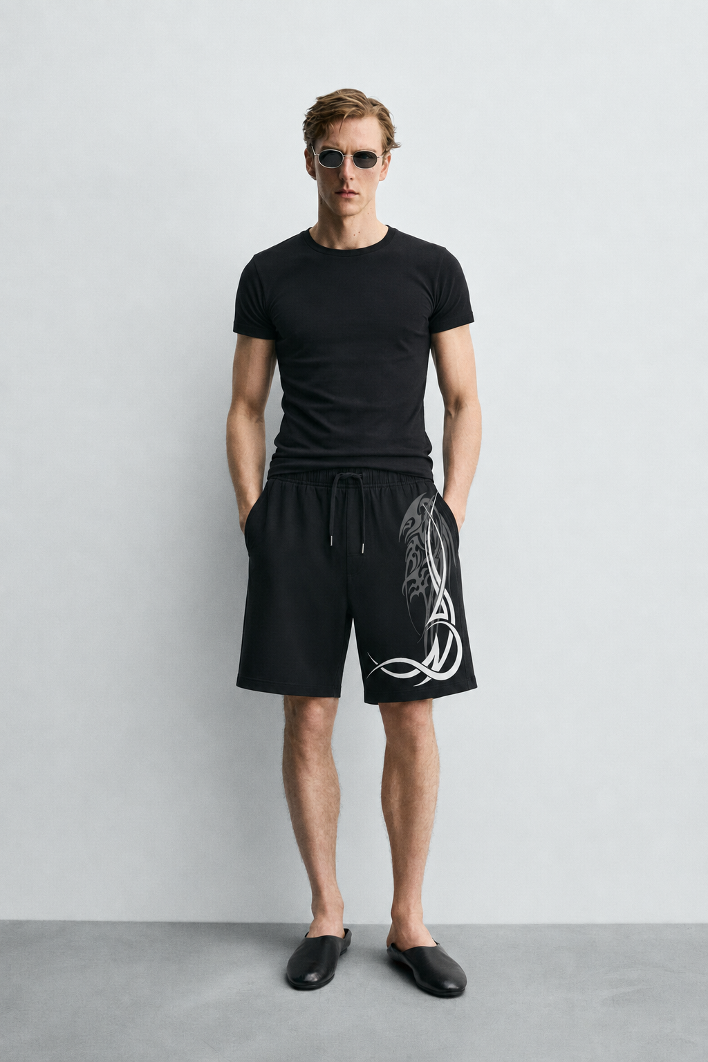 atrum-black-unisex-shorts-genrage-2