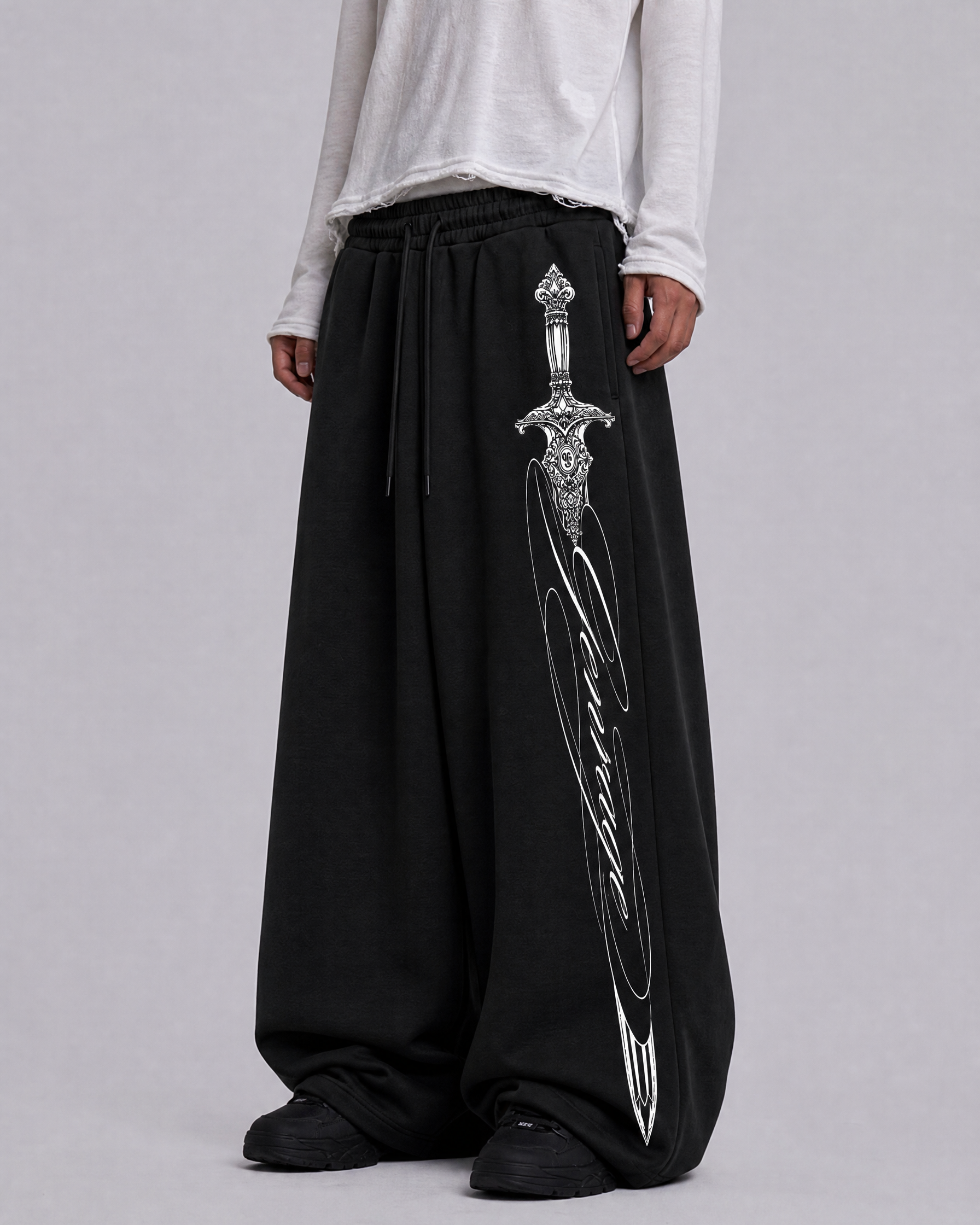 signature-black-baggy-pants-genrage-2